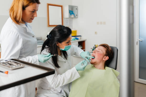 Best Emergency Tooth Extraction in Coldstream, OH